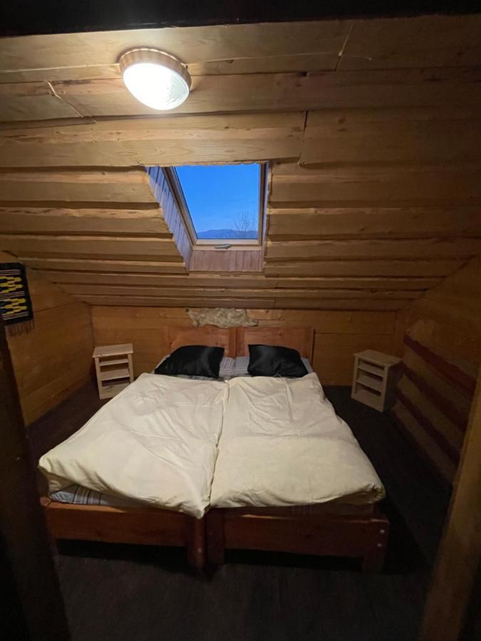Guesthouse Karpaty Yasinya Extérieur photo